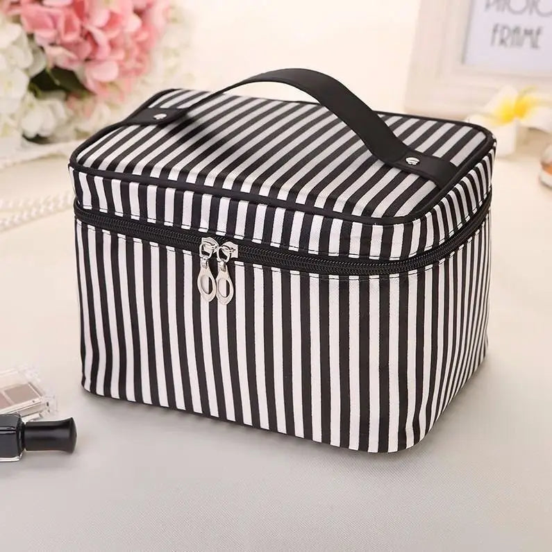 Portable Travel Wash Bag Female